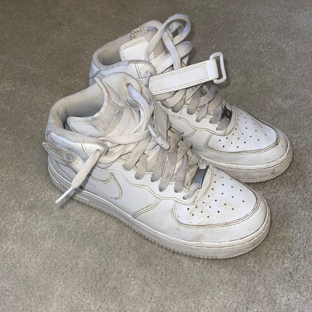 Nike Air force 1 High size: 5.5Y/7.5 womens